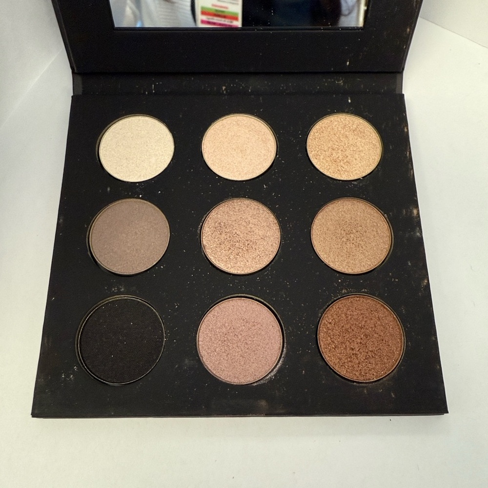 Makeupforever eyeshadow palette